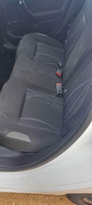 Пежо 208 , 1,2 бензин . на части