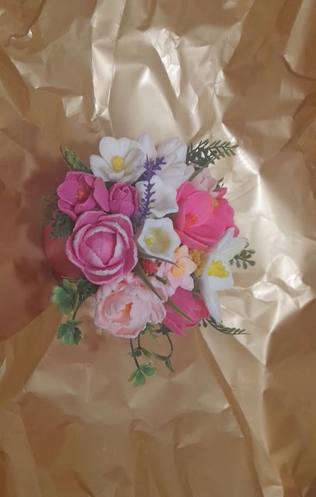 Сапунени цветя  и прекрасна книга