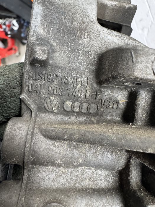 Suport motor suport accesorii pt 2.0 CRLB passat b8 arteon etc