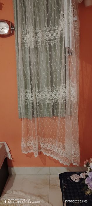 Camera de închiriat cu bucătărie separat