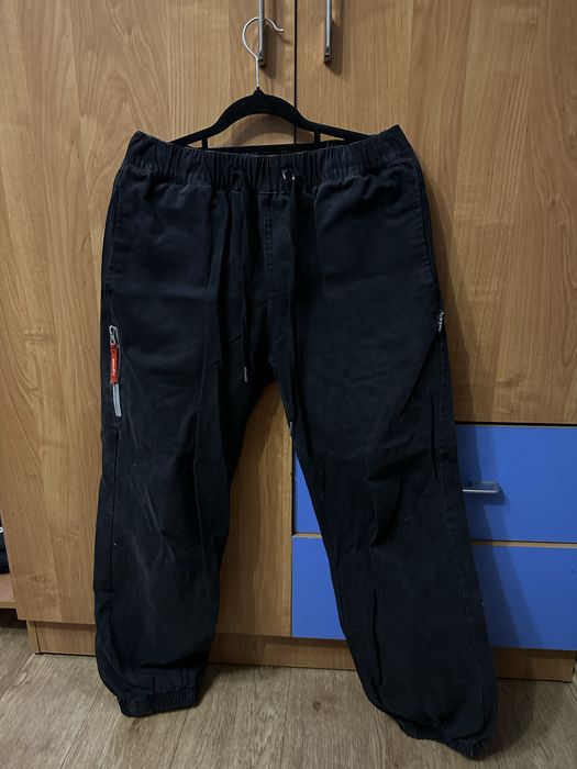 Кофты, джинсы, спортивные штаны