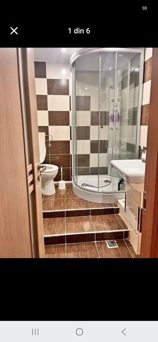Vand apartament cu 2 camere ,etaj 4 .