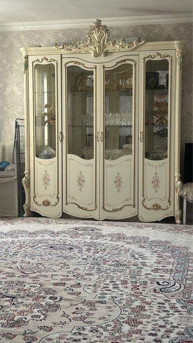 Сервант для залв