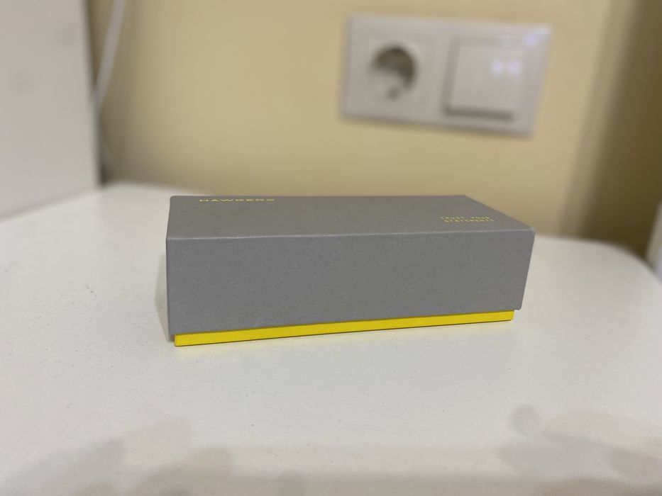 Ochelari Hawkers Black Runway - polarizați