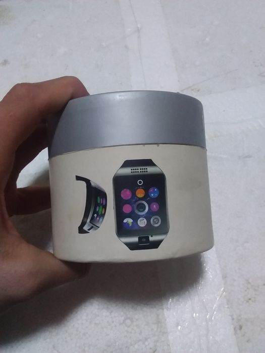Smart Watch q18  sotiladi