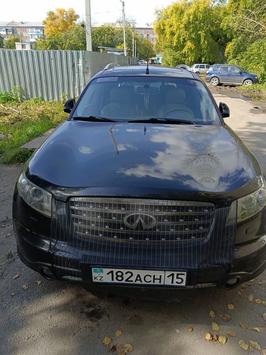 Продам машину !!