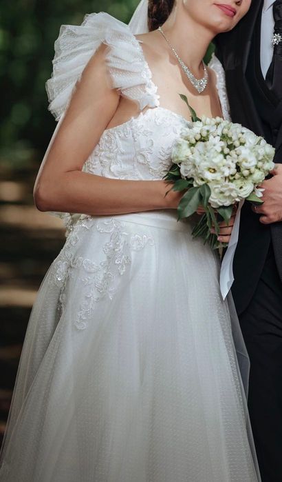Rochie mireasă purtată doar la biserică