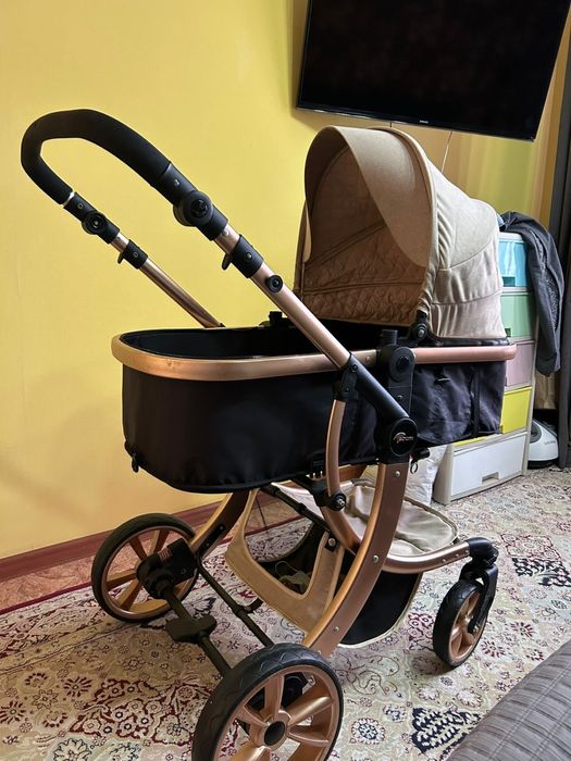 коляска детская.