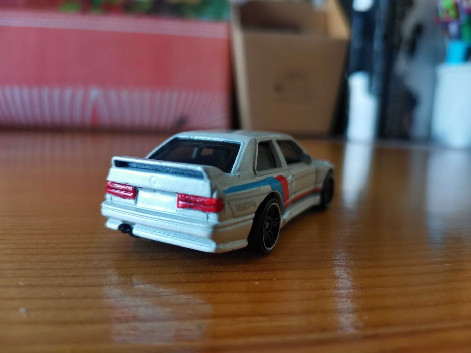 BMW E30 M3, 1:43, Hot wheels модел