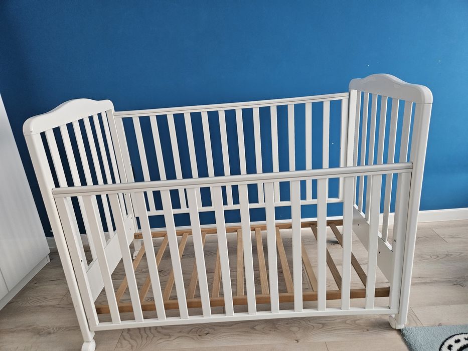 Бебешка кошара 140х70 см Baby Itala + Матрак с Алое Вера (Твърд за новородено)