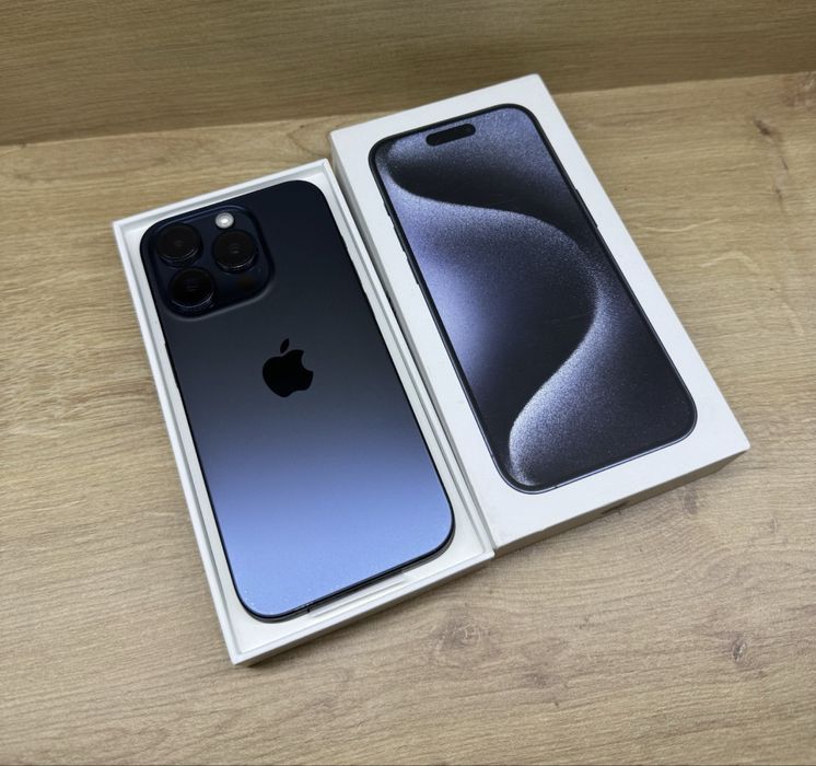 iPhone 15 PRO cu 96 % Bateria