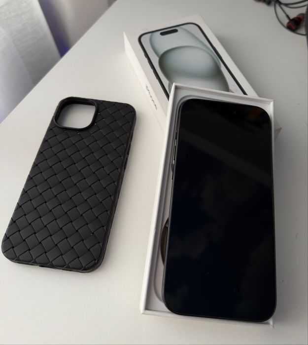 iPhone 15 Black 128 GB