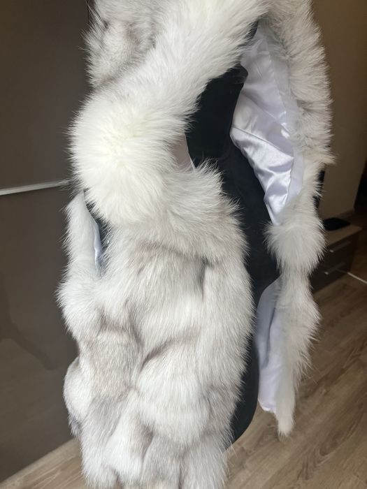 Vesta dama blana vulpe