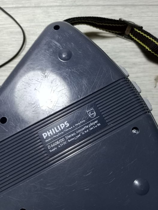 Продам кассетный плеер Philips D6608