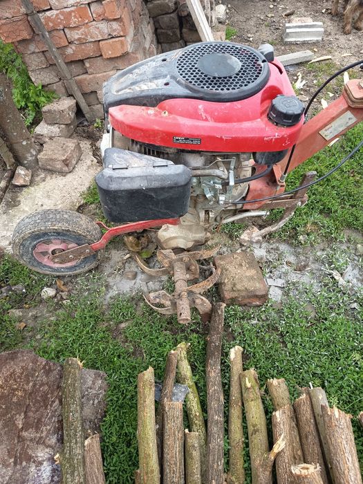 De vânzare Motosapa