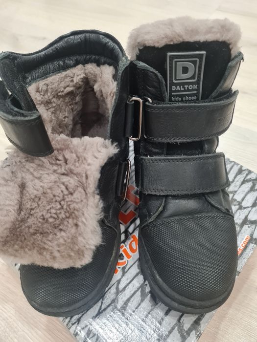 Продам ботинки зимние