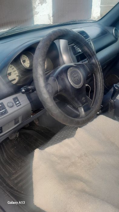 Рав4 2001 состояние нормальное