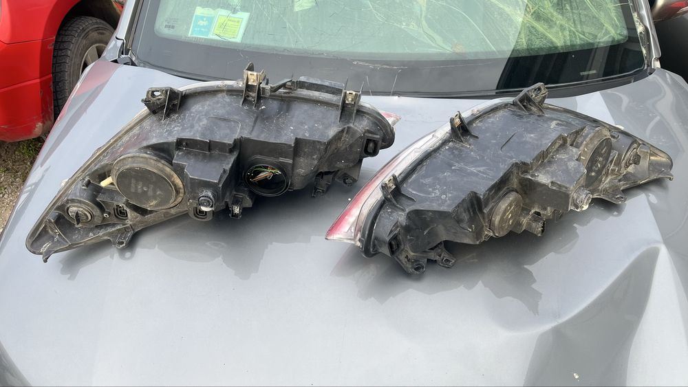 Фарове за Пежо 307