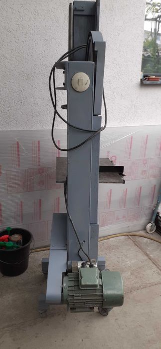 Banzic vertical 30 cm inaltime taiere, perf stare functionare, prov Germania