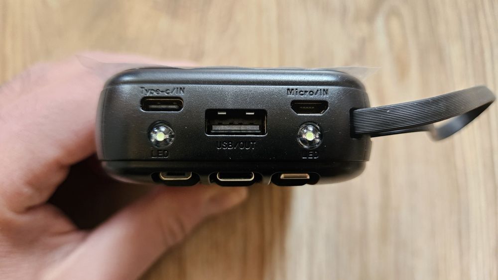 Външна преносима батерия 20000 mAh