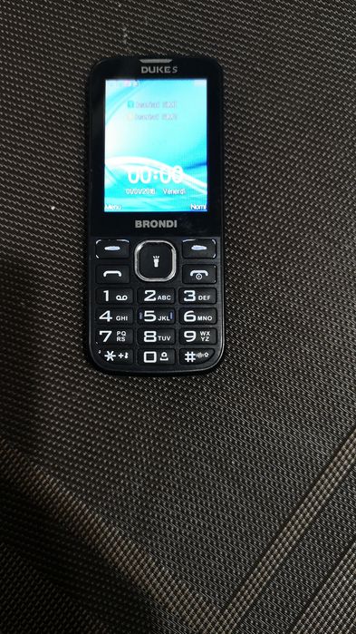 Vând telefoane cu butoane