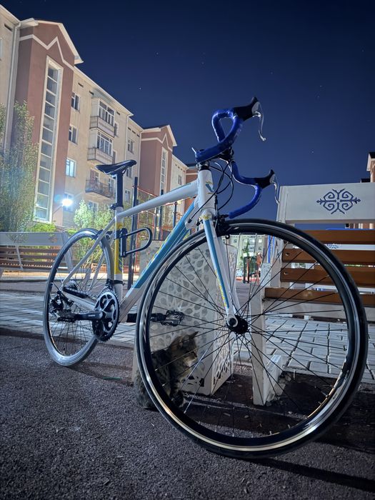 Шоссейный велосипед Vino Bike