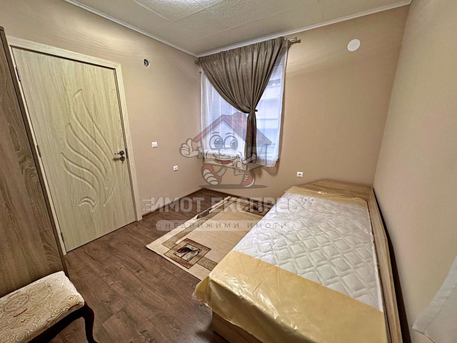 Дава се под наем Тристаен апартамент в Асеновград - 65 кв.м за 350 € - Снимка #11