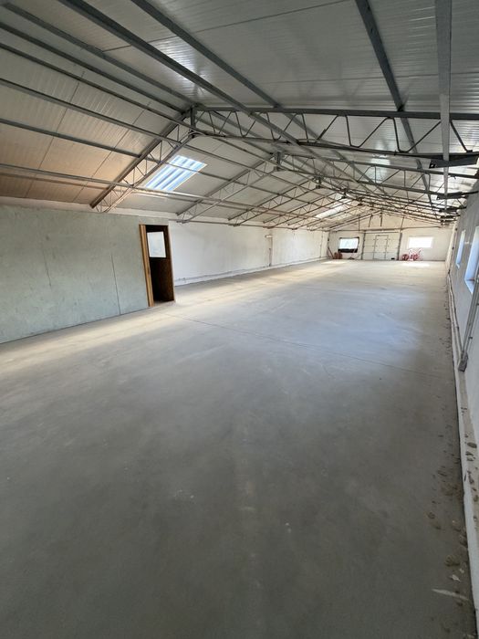 Hala/Depozit de 210 mp renovat de inchiriat in Pantelimon