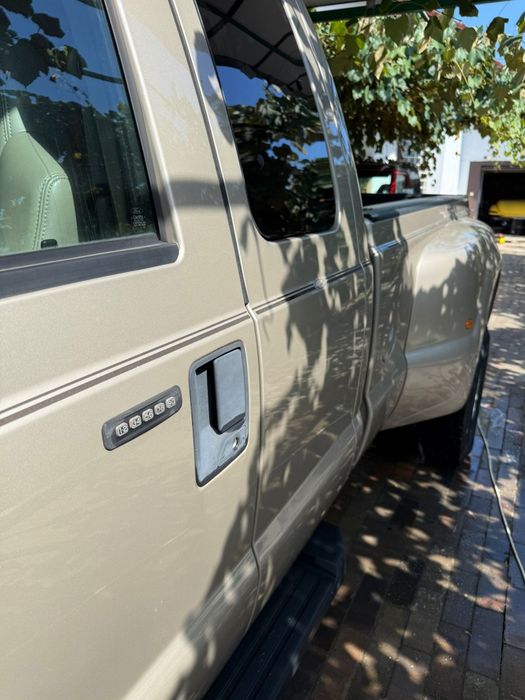 FORD F-350 0 — imagine 3