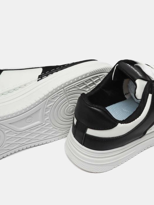 Мужские кроссовки для спорта, отдыха, повседневной жизни, 40 размер.