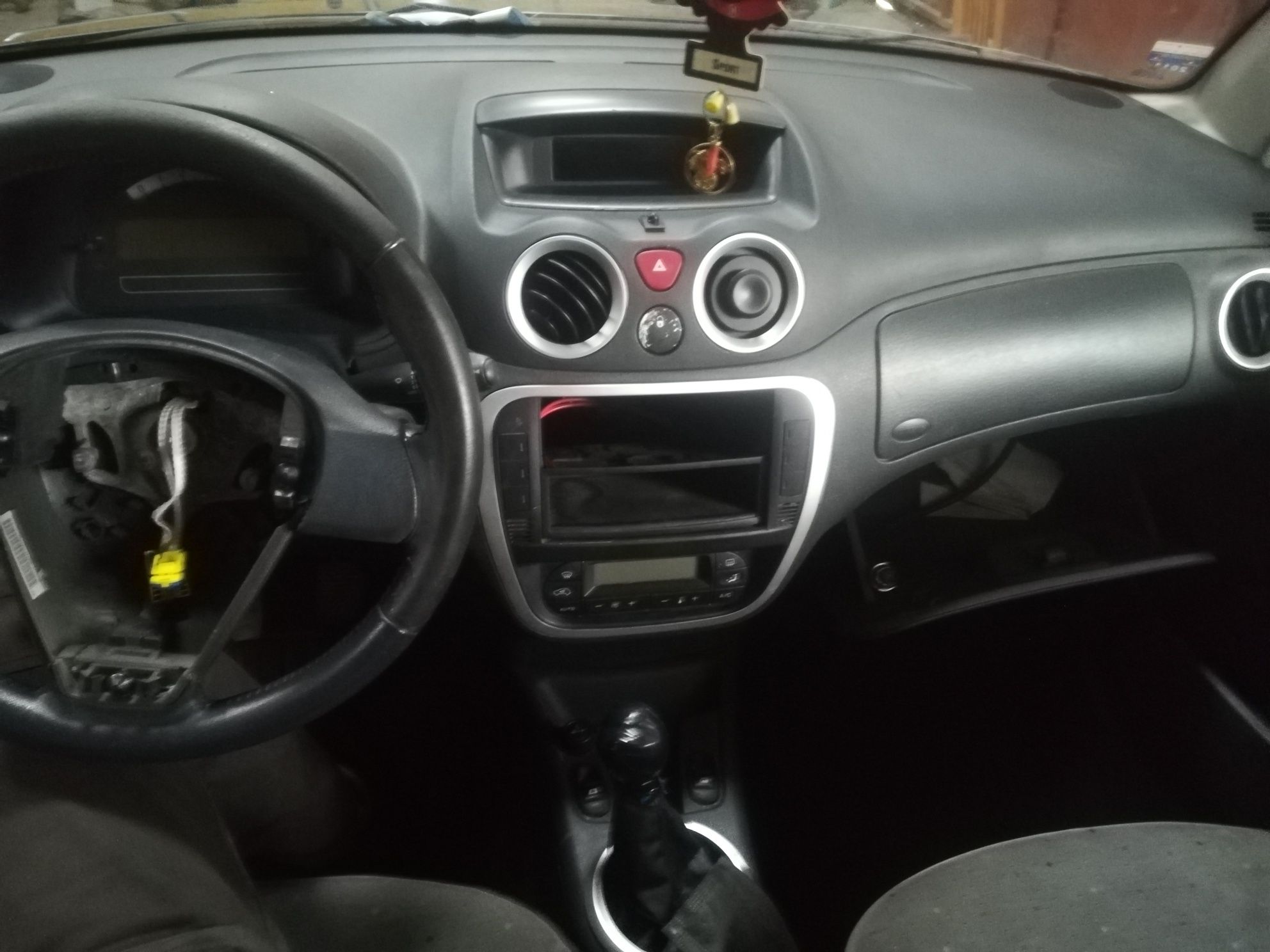 Ситроен c3 1.4 hdi на части с. Крайници • OLX.bg