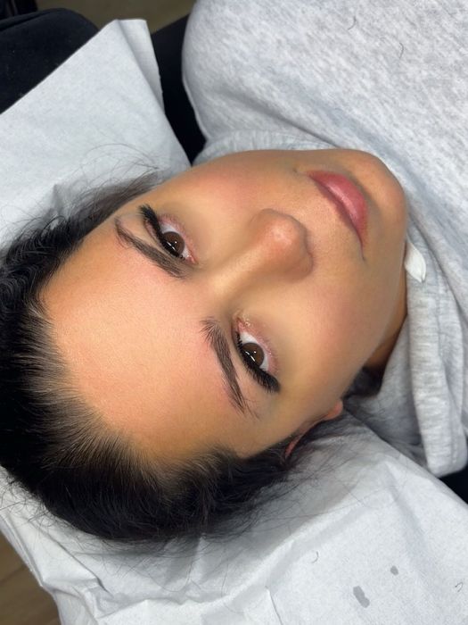 Stilist extensii gene bacau