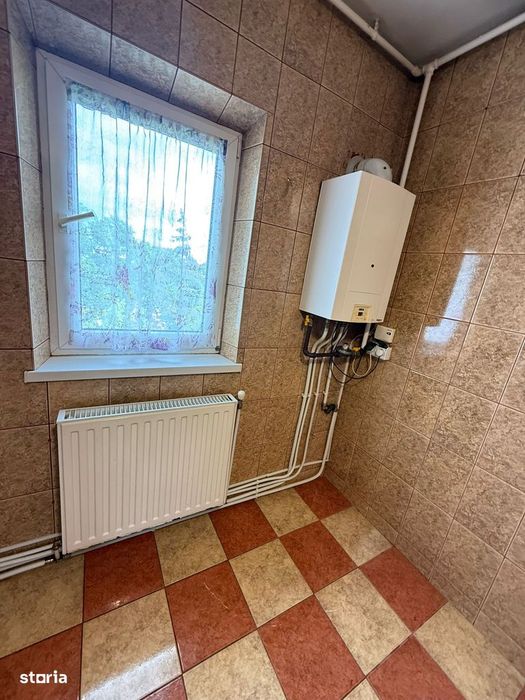 Apartament cu centrala, bucatarie mare, Mioritei