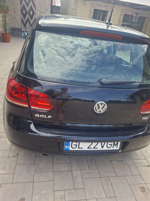 Vând mașina Golf