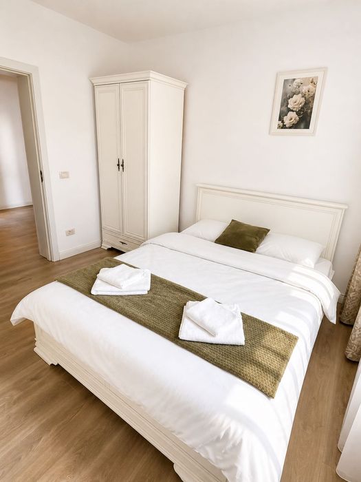 Apartament de închiriat 2 dormitoare cu living