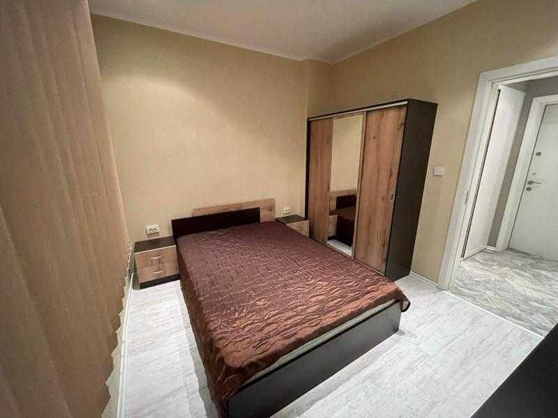 Продава се Двустаен апартамент в София, Хладилника - 74 кв.м за 1838 €/кв.м - Снимка #2