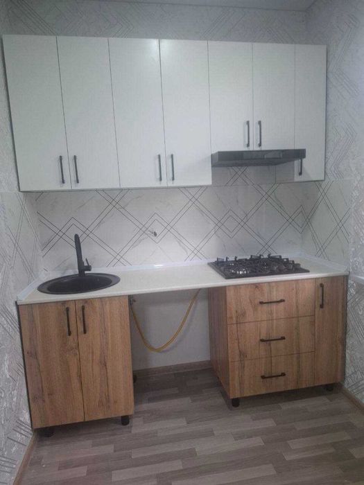 СРОЧНО !! Продается квартира в Яшнабаде 2/4/4 ( 48 кв/м ) Асалабад 1