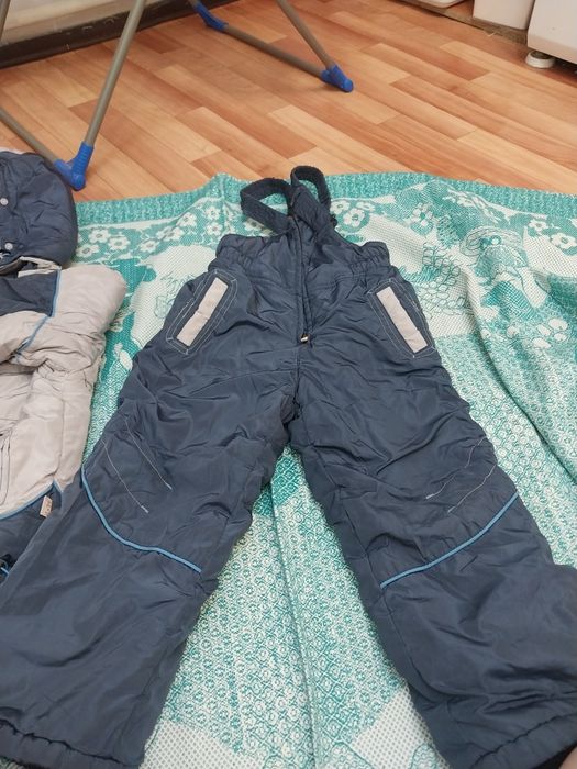 Отдам даром комбинезон