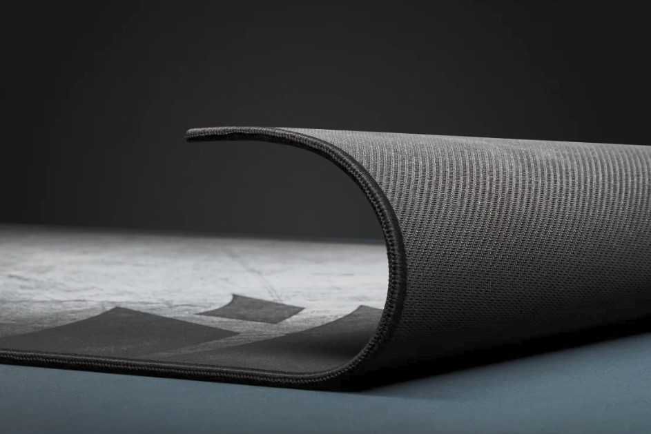 Corsair MM350 PRO Premium Spill-Proof Cloth Mouse Pad Extended XL