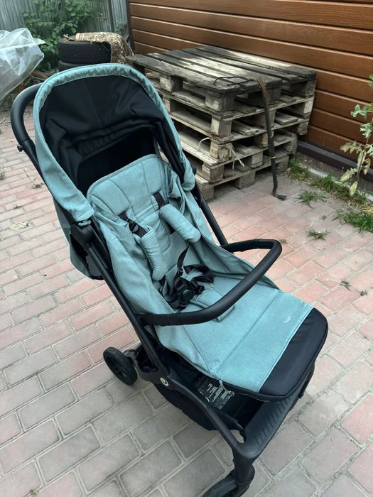 Детская коляска. Лето