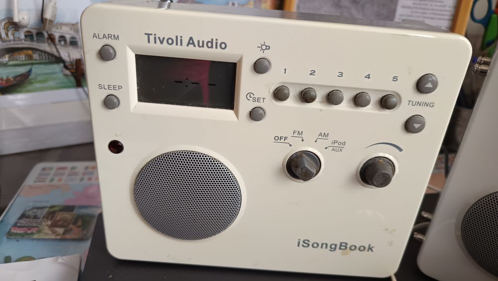 Tivoli Audio I Song Book