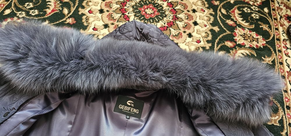 Пихора женская с капюшоном