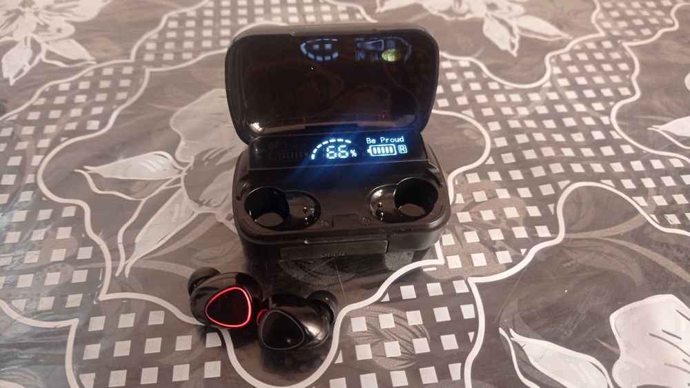 Blutus yangi karobka bor