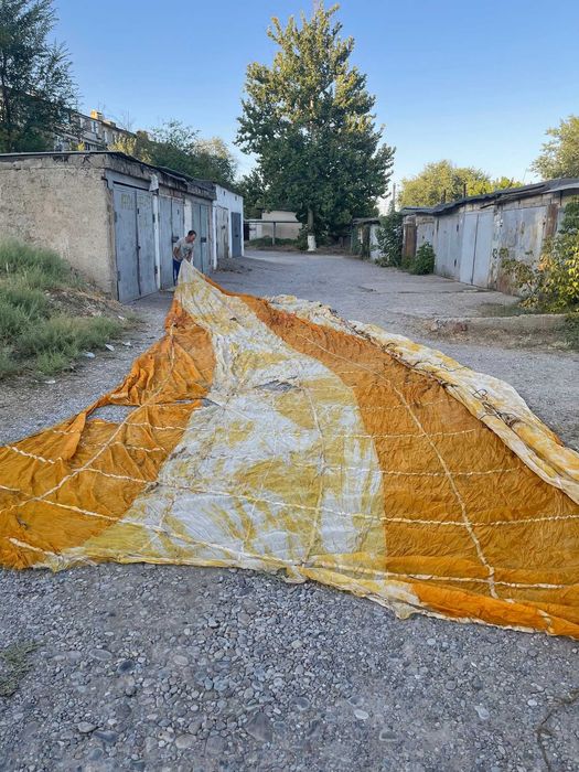 парашют советский или параплан только ткань