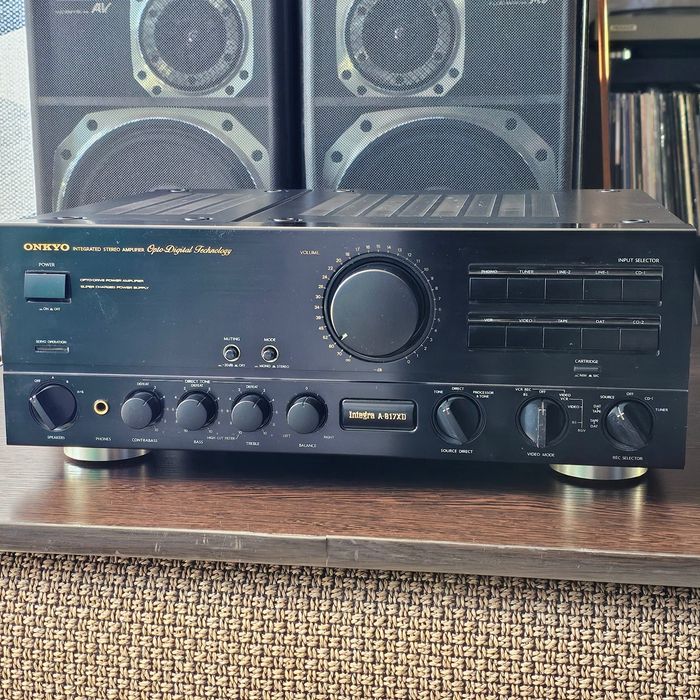 Усилитель Onkyo Integra A-817XD Opto-Digital Technology