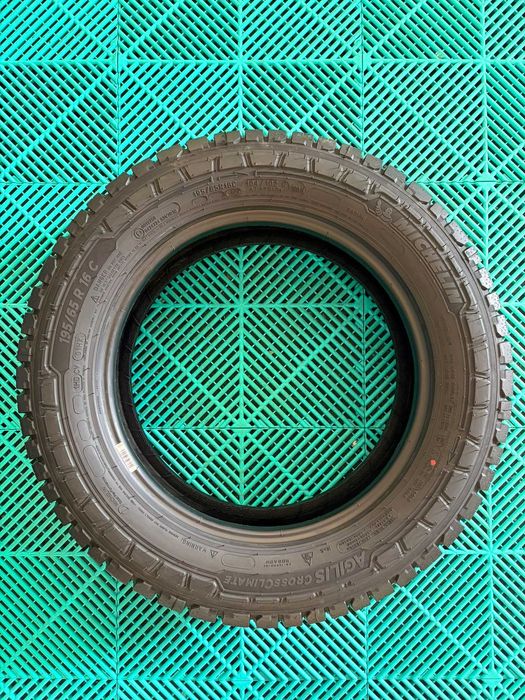 Set anvelope noi all season 195 65 R16C Michelin Agilis CrossClimate 104/102R dot decembrie 2025