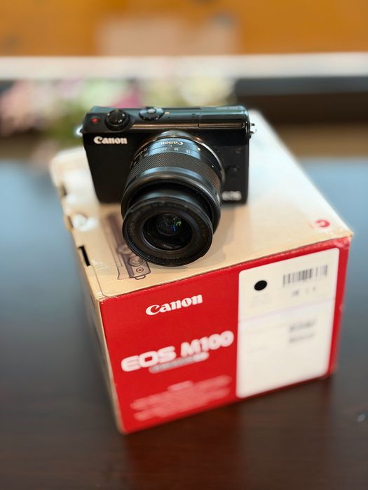 Canon eos m 100