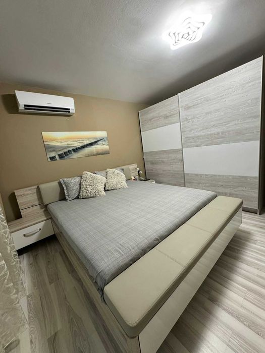 Четиристаен тухлен апартамент след основен ремонт