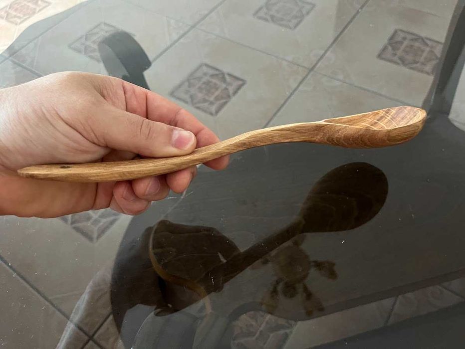 Lingură din stejar masiv 30 cm – Ustensilă premium pentru gătit și servire