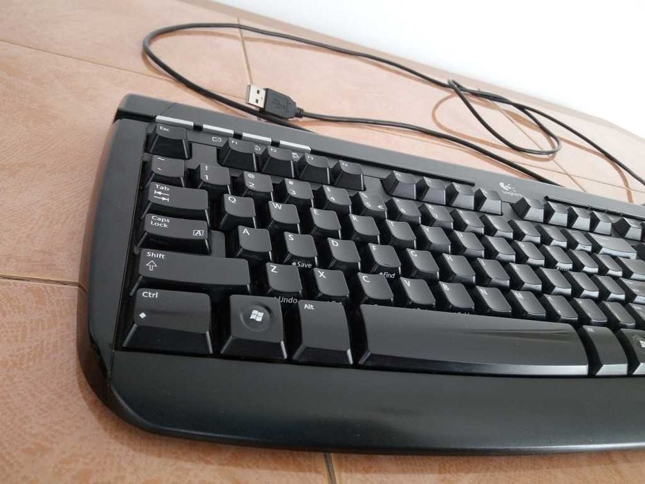 Tastatură Logitech Internet 350 – Fiabilitate Clasică
